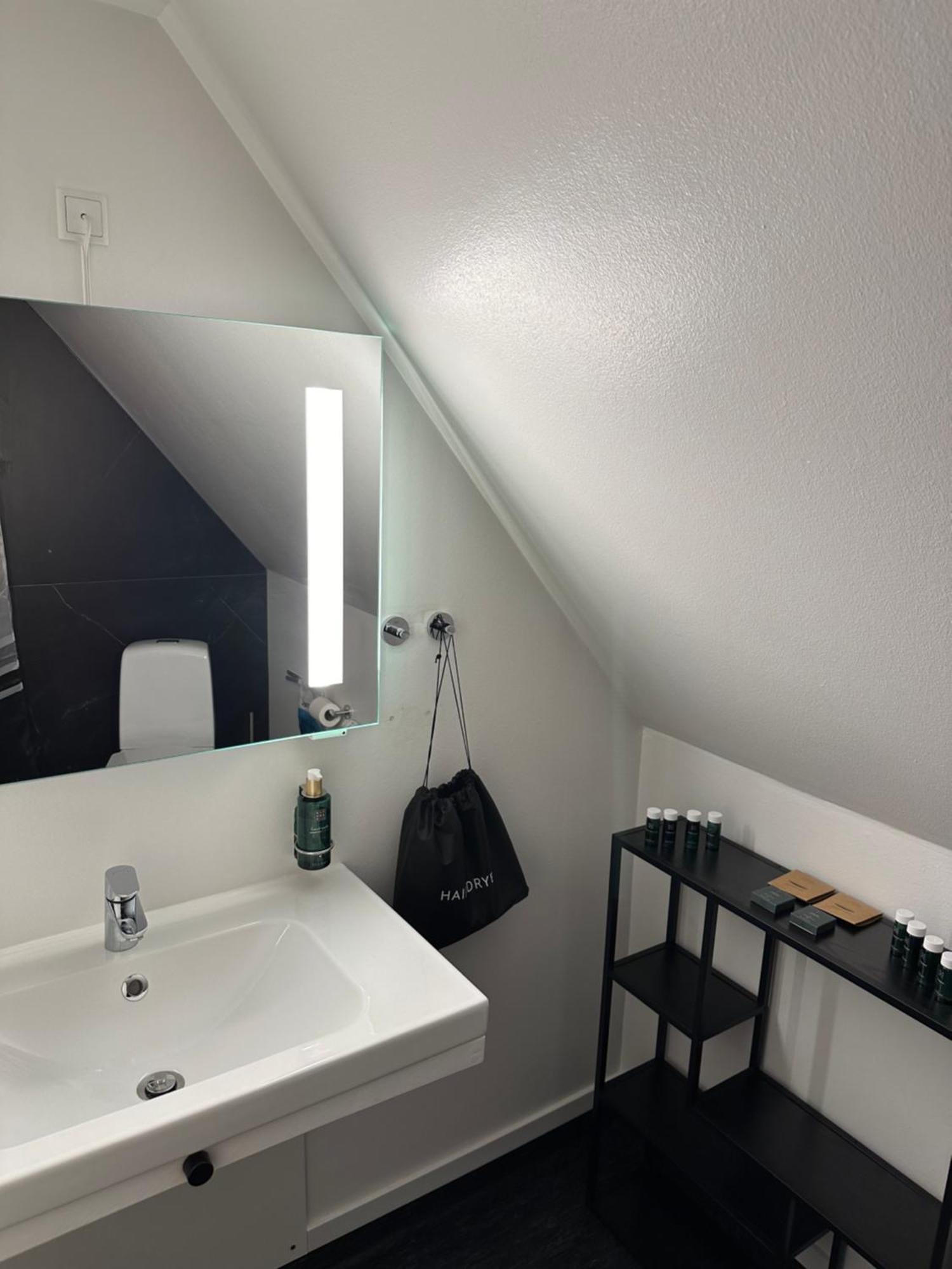 Visionhouse Hotel Фредерикссунн Экстерьер фото